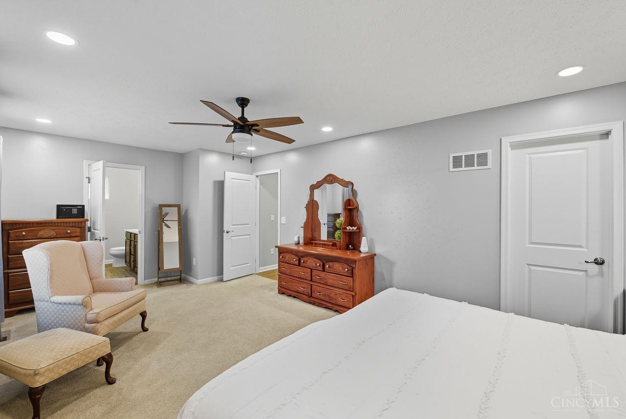 1899 Meadowsweet Drive