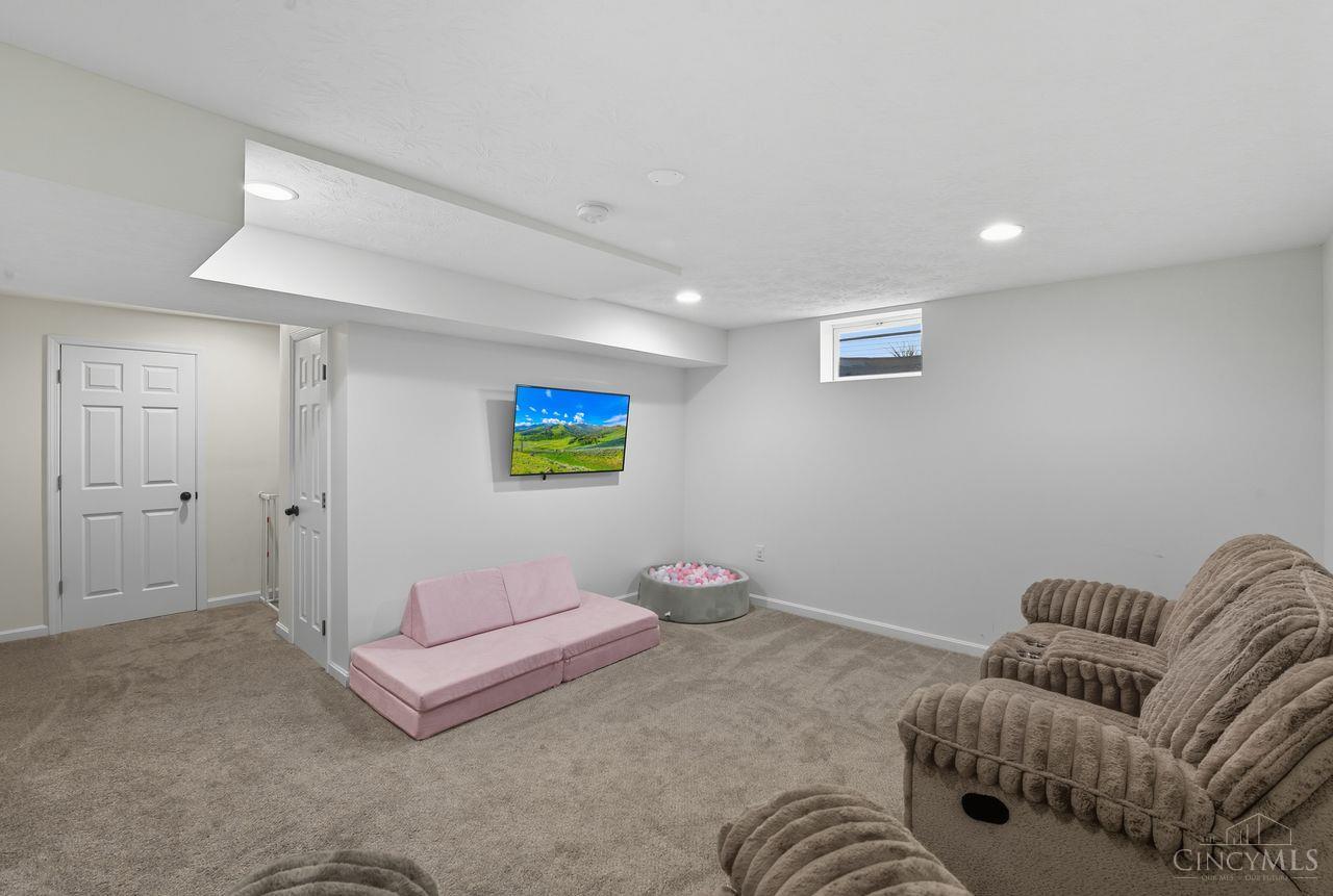 4284 Yellow Prairie Drive