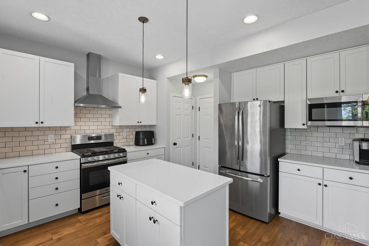 4284 Yellow Prairie Drive