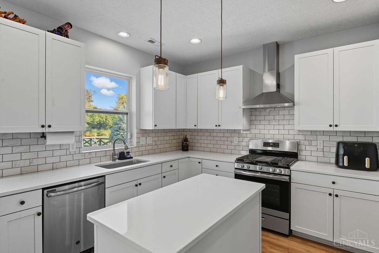 4284 Yellow Prairie Drive