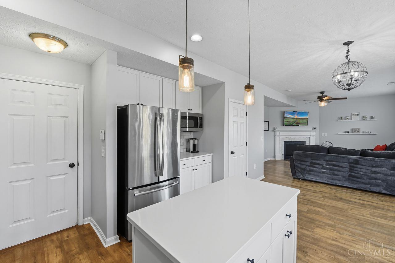 4284 Yellow Prairie Drive