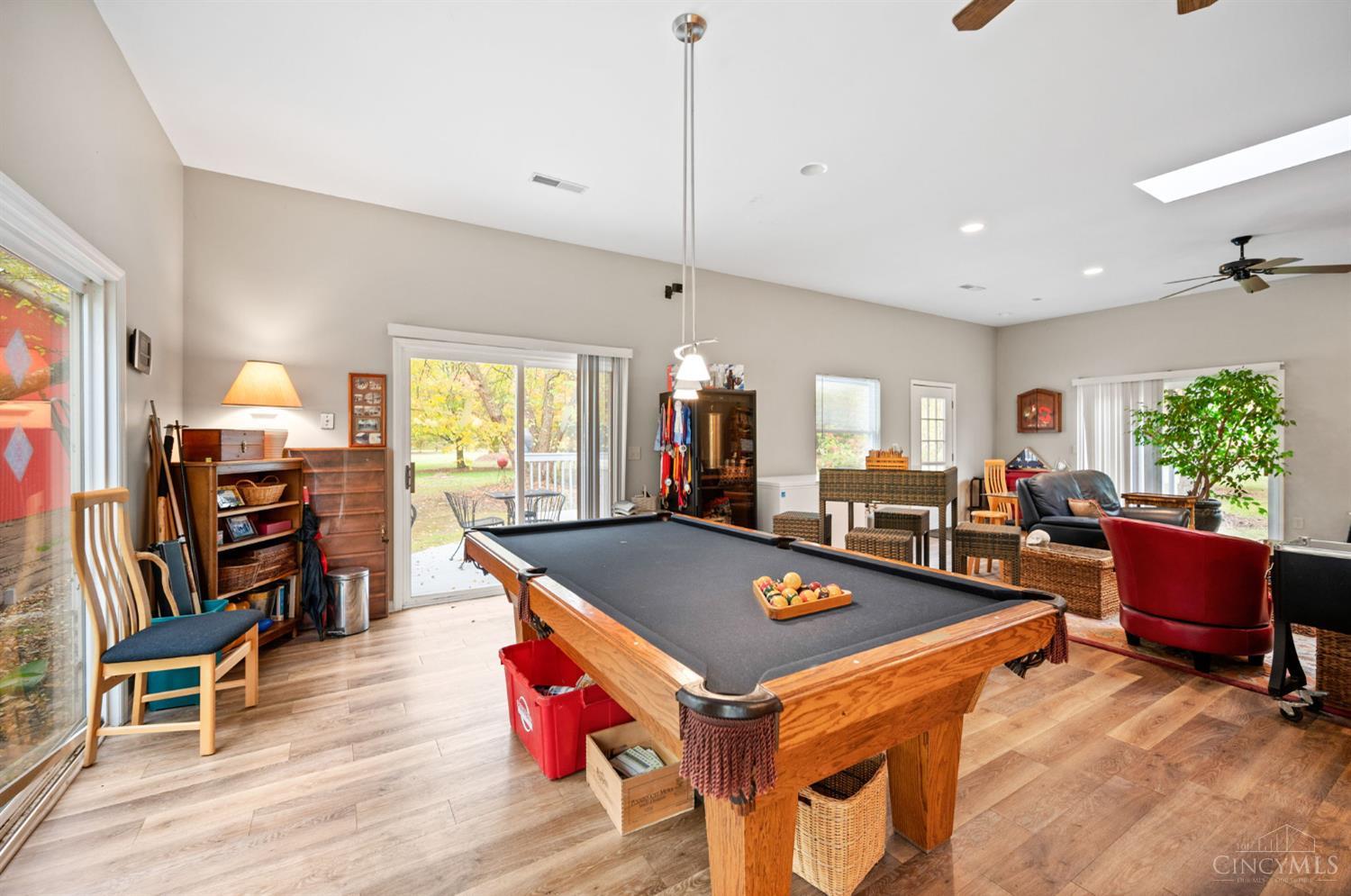 945 S Nixon Camp Road