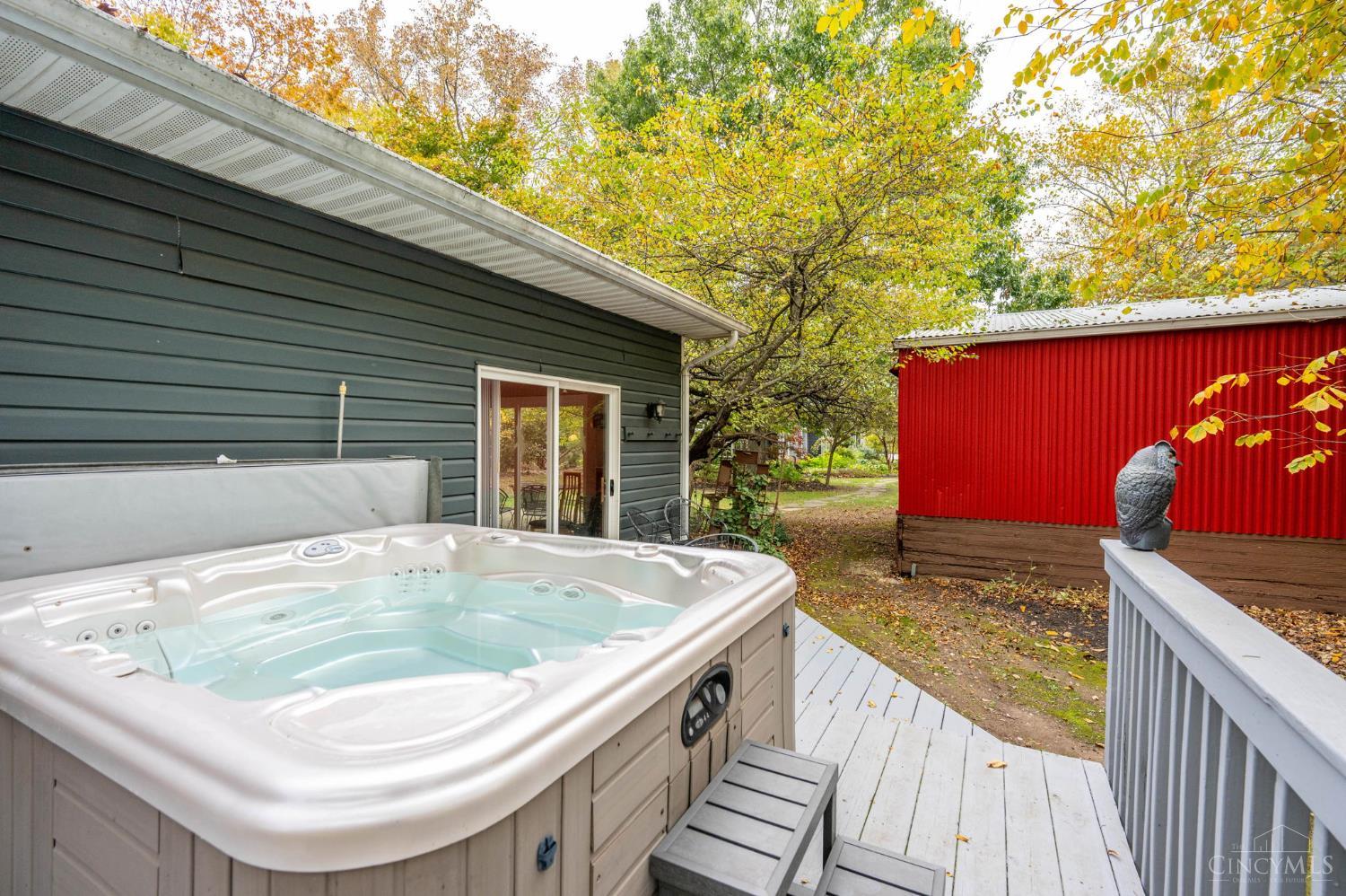 945 S Nixon Camp Road