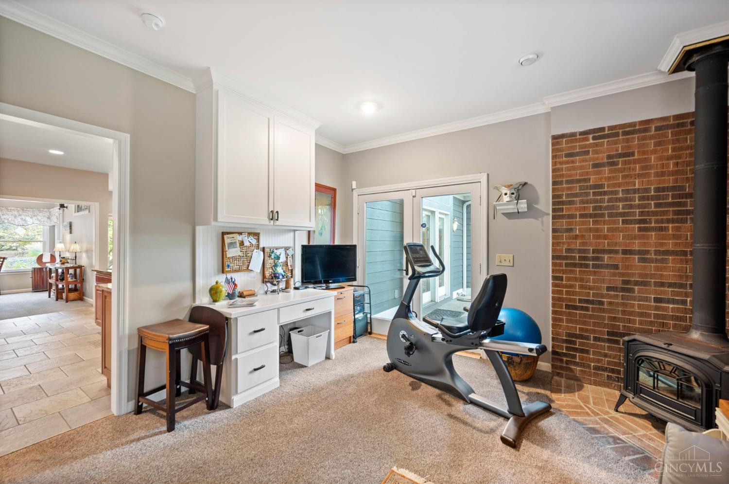 945 S Nixon Camp Road