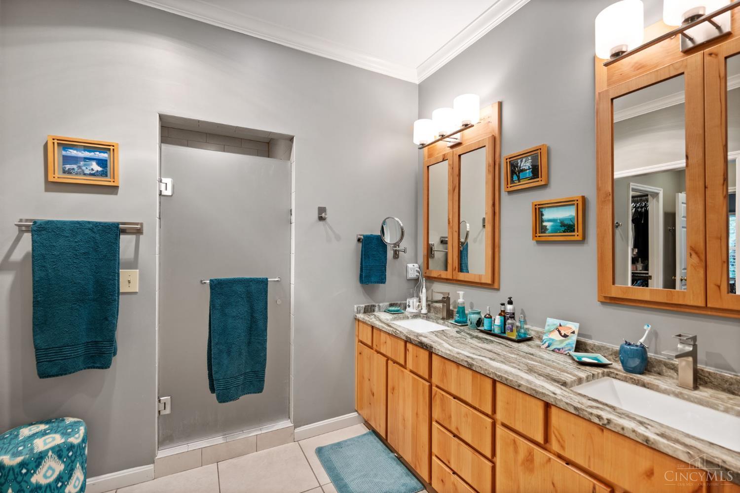 945 S Nixon Camp Road