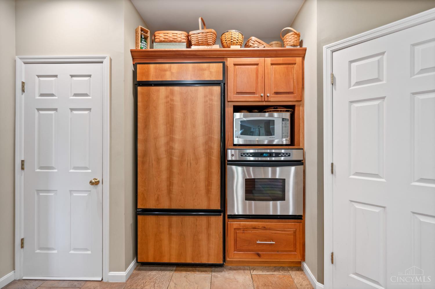 945 S Nixon Camp Road