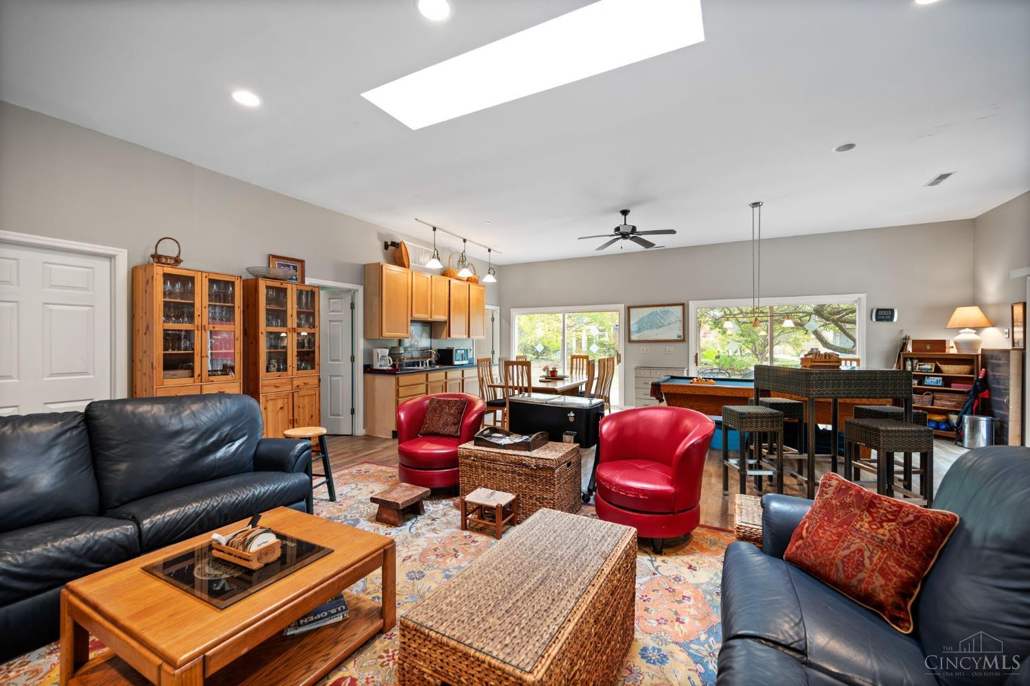 945 S Nixon Camp Road