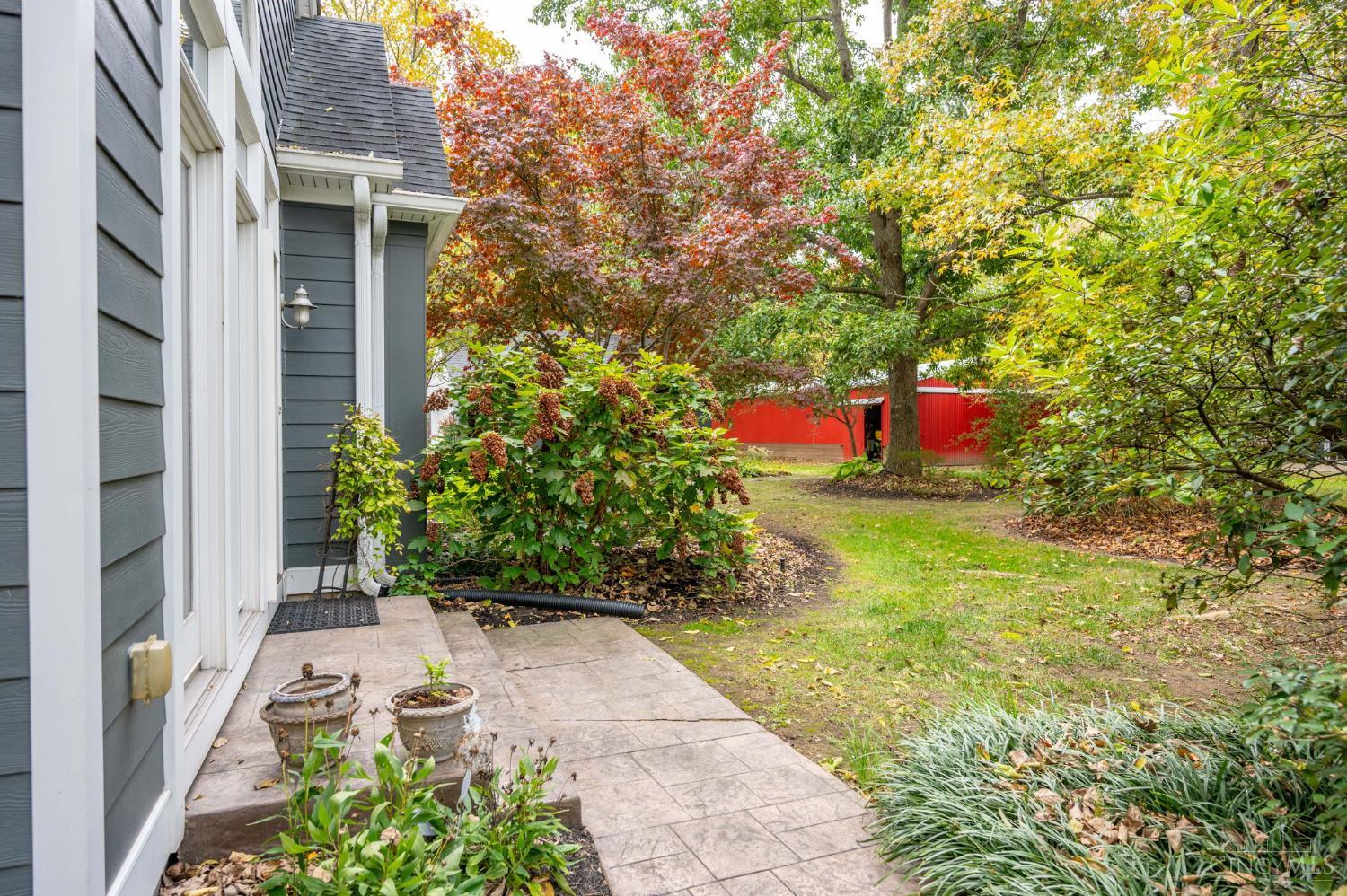 945 S Nixon Camp Road