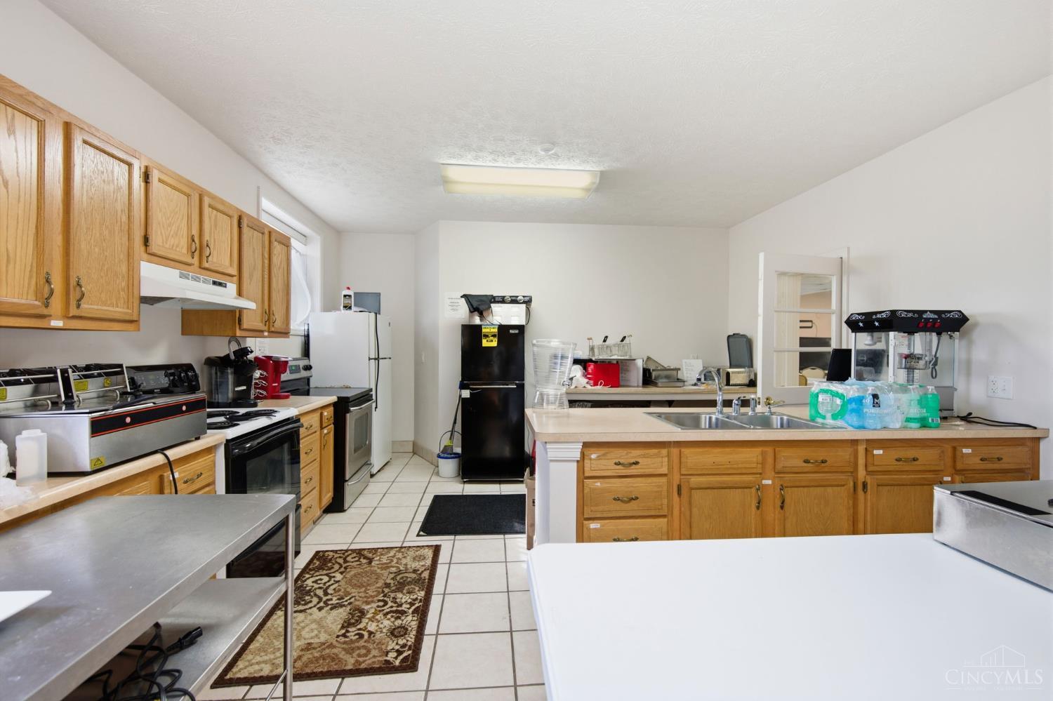 810 N Broadway Street