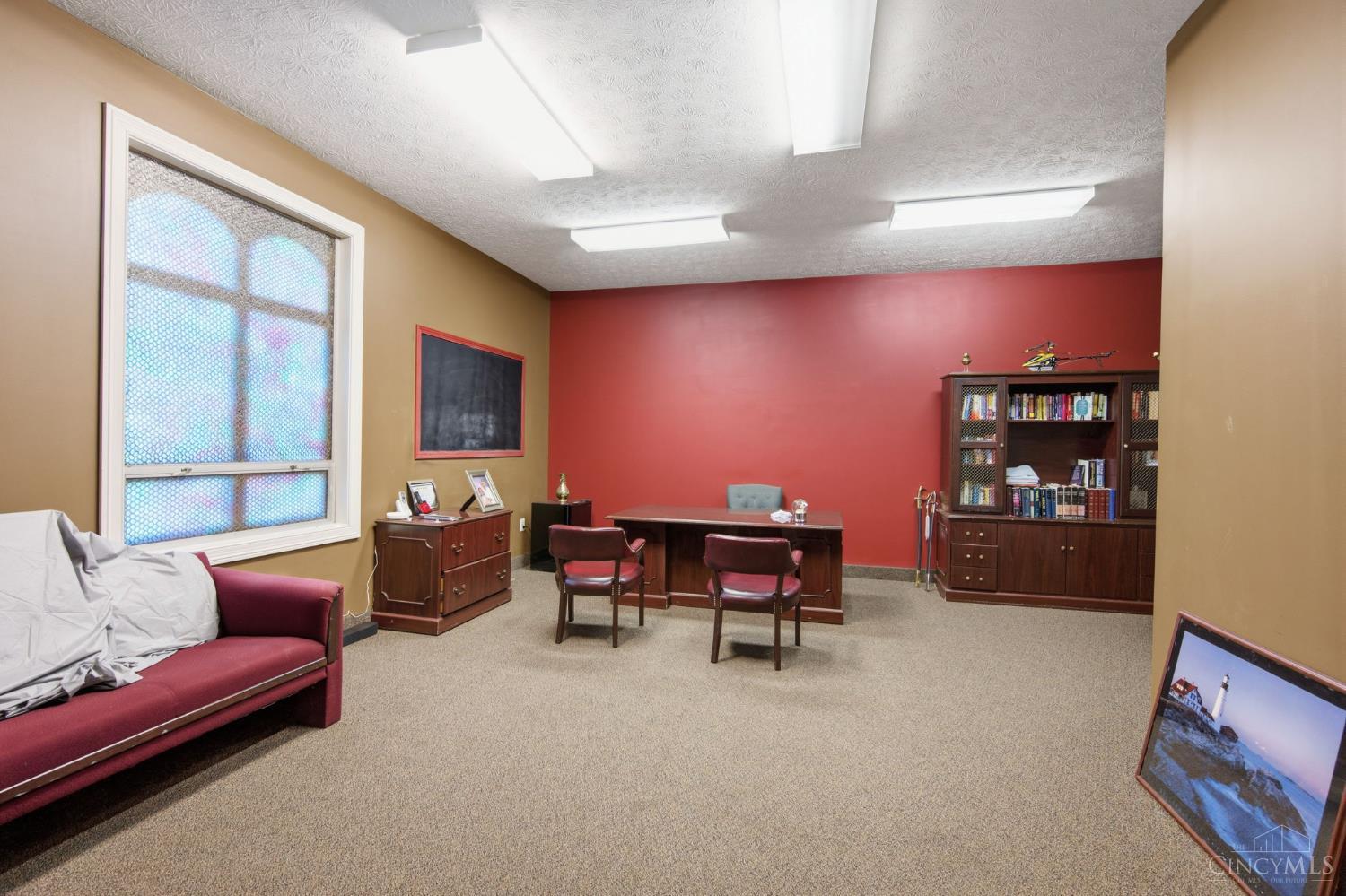 810 N Broadway Street