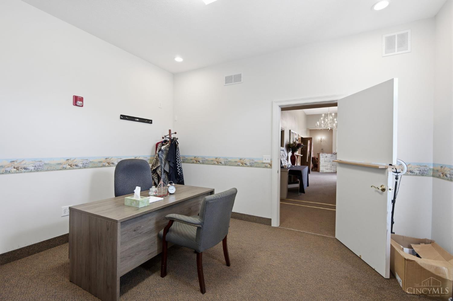 810 N Broadway Street