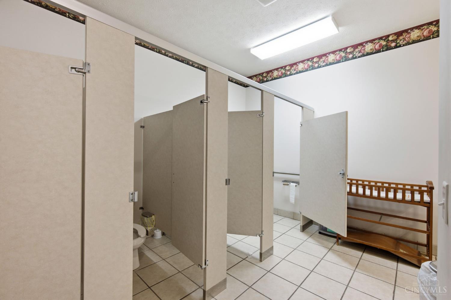 810 N Broadway Street