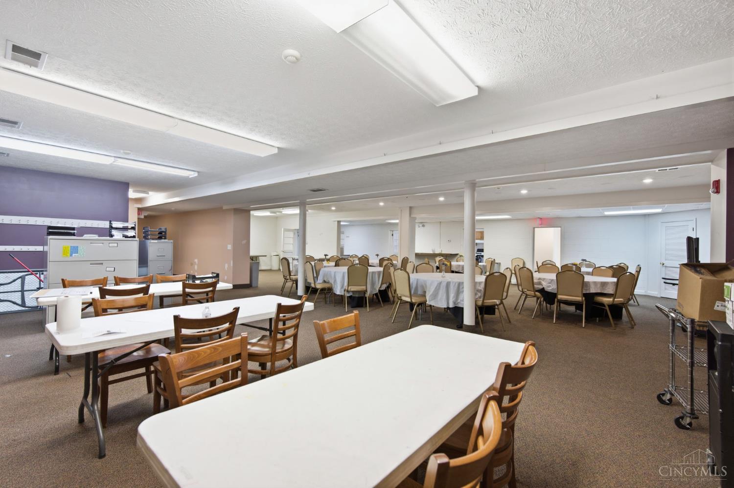 810 N Broadway Street