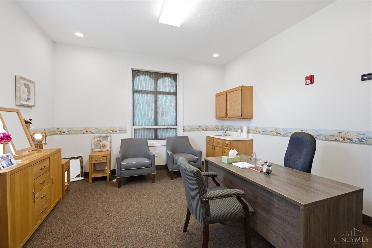 810 N Broadway Street