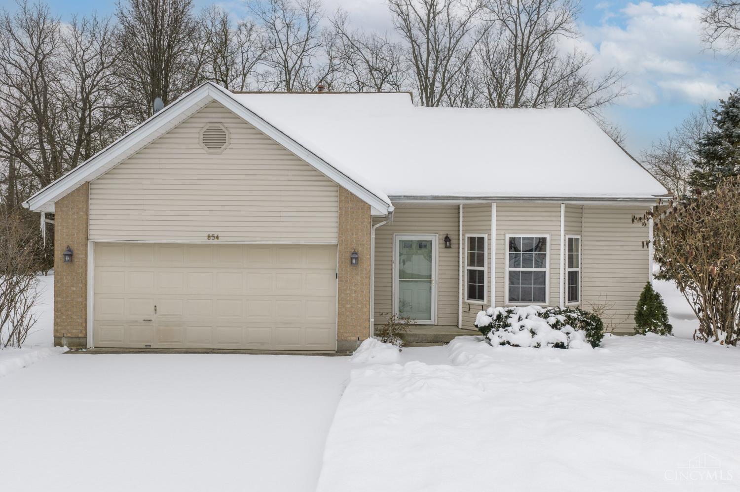 854 Round Hill Court