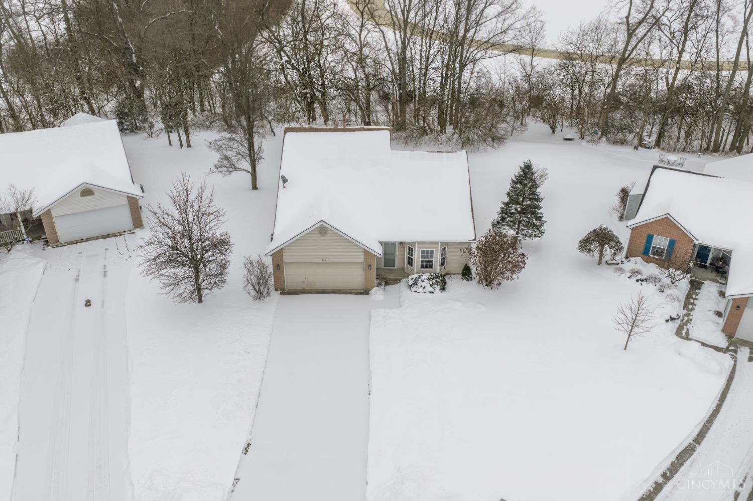 854 Round Hill Court