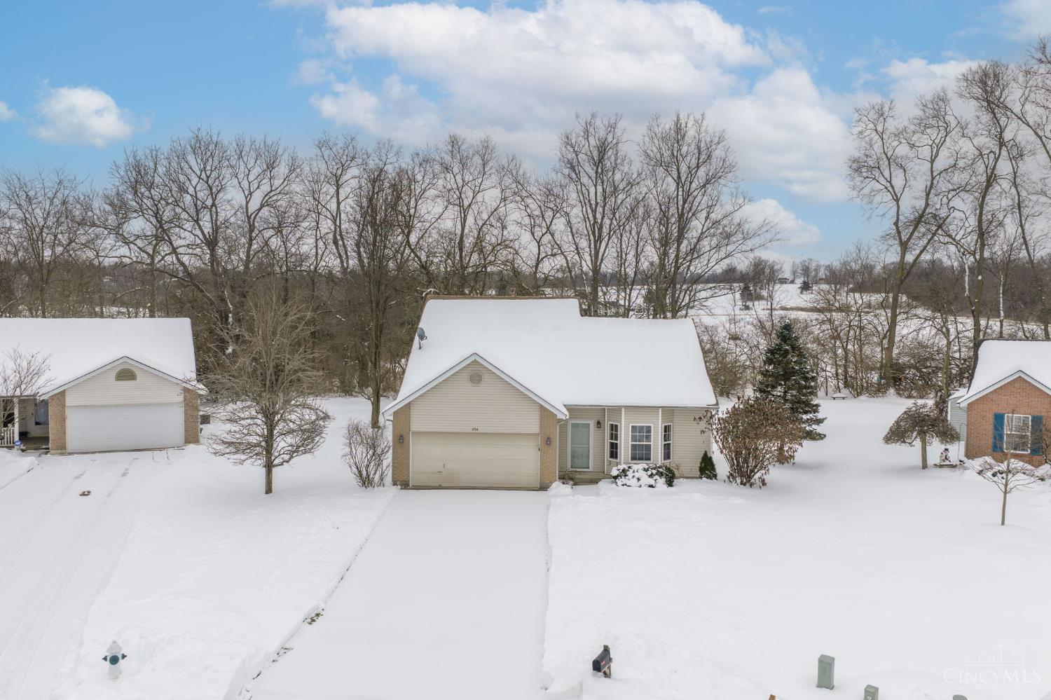 854 Round Hill Court