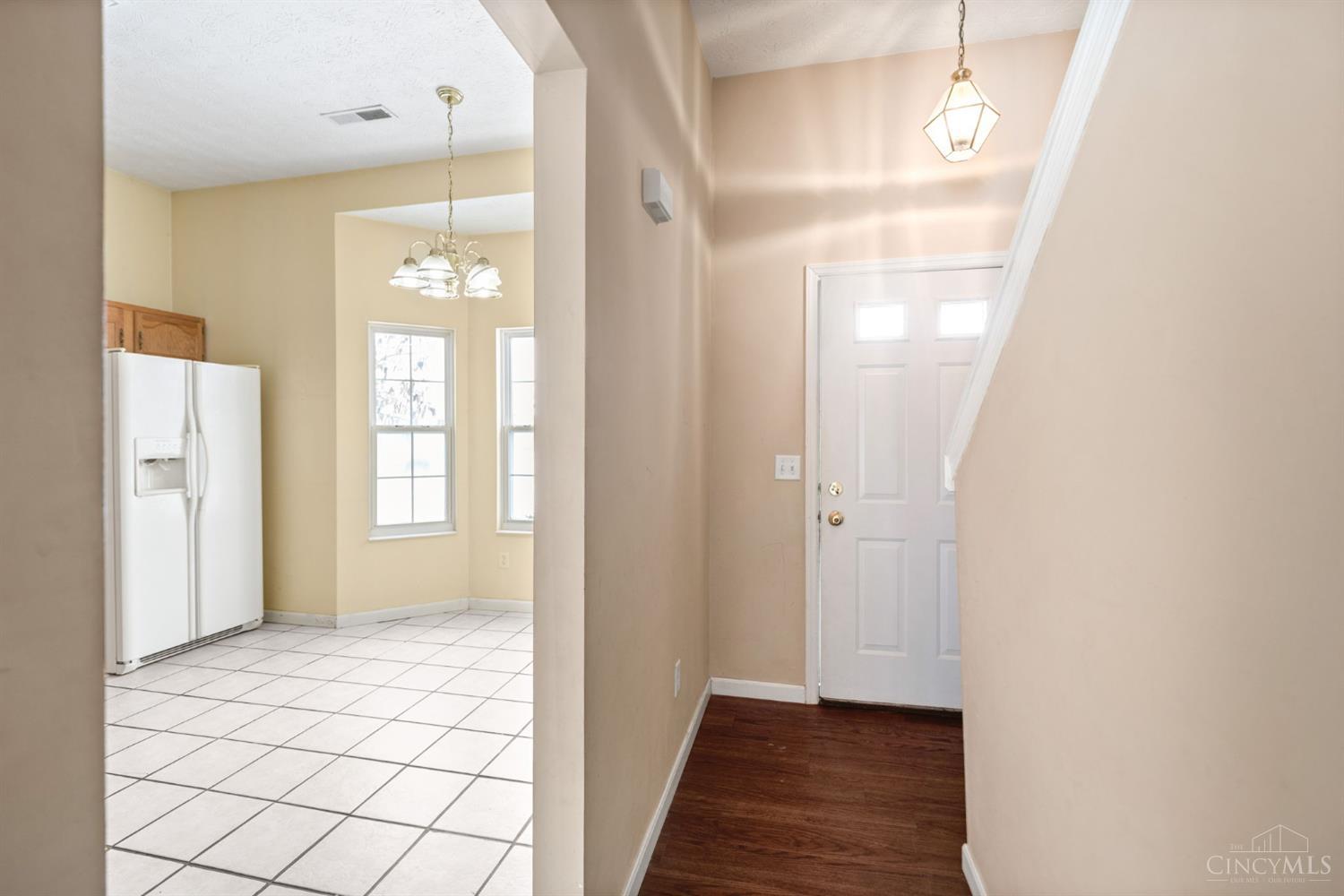 854 Round Hill Court