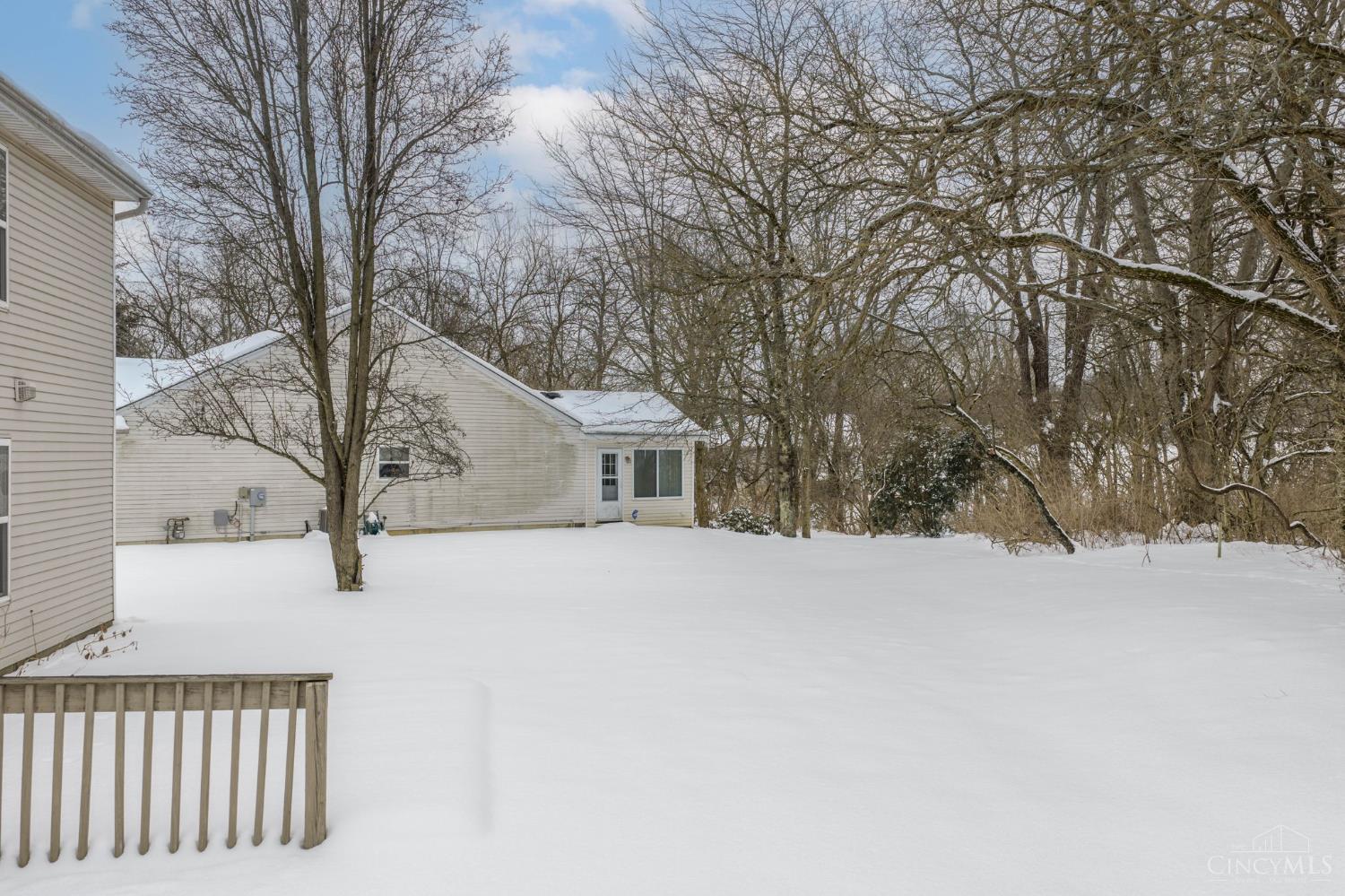 854 Round Hill Court