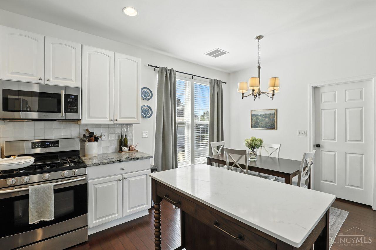 1273 Weathervane Way