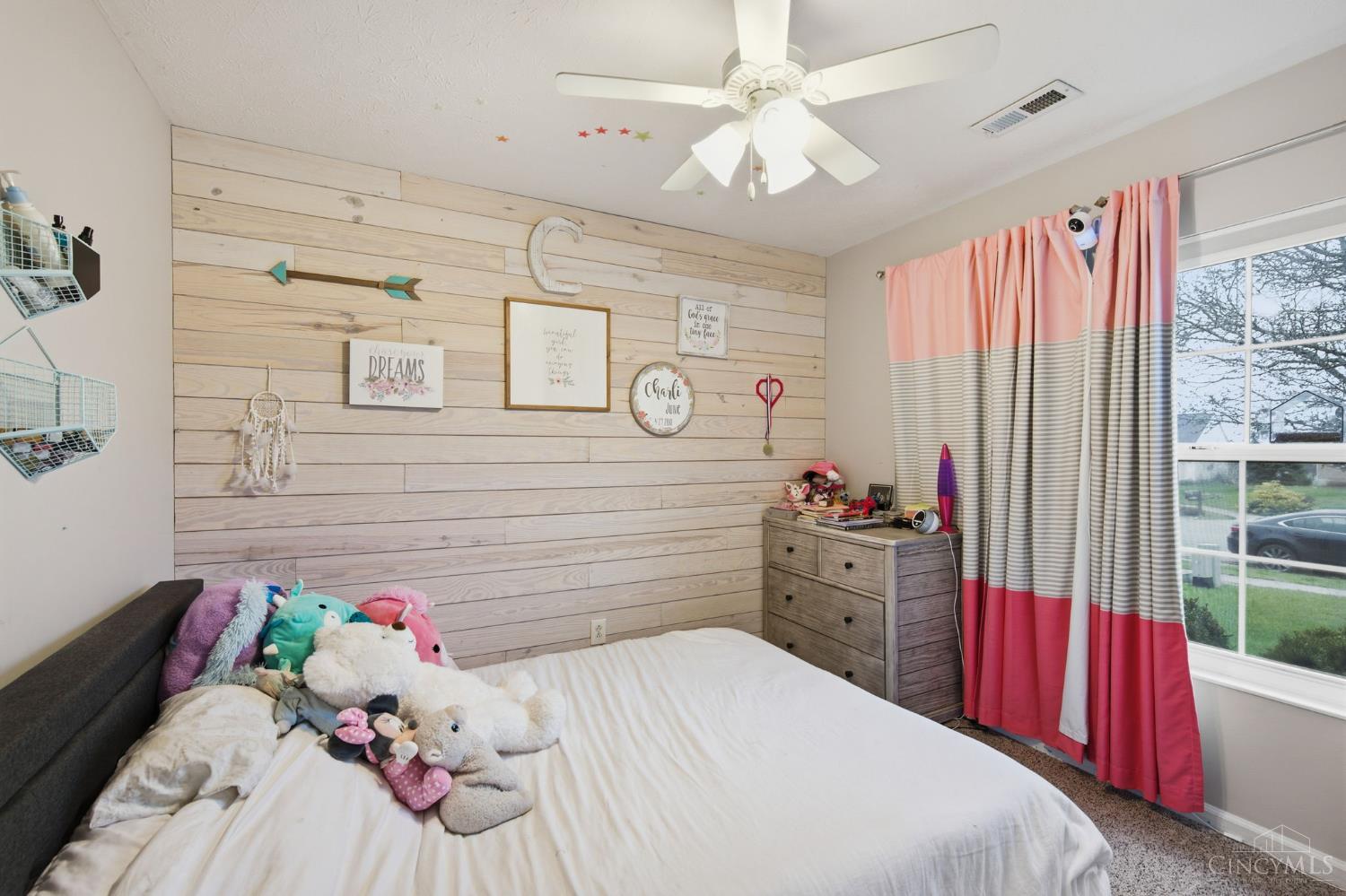 1194 Bugle Bluff Court