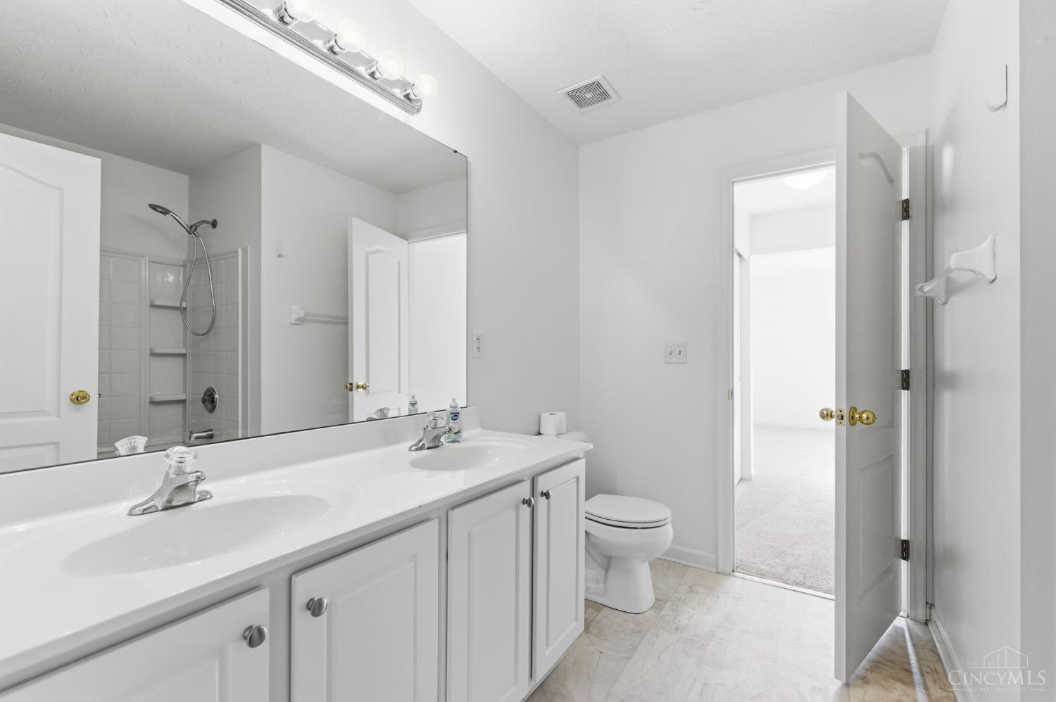 4043 Spyglass Hill