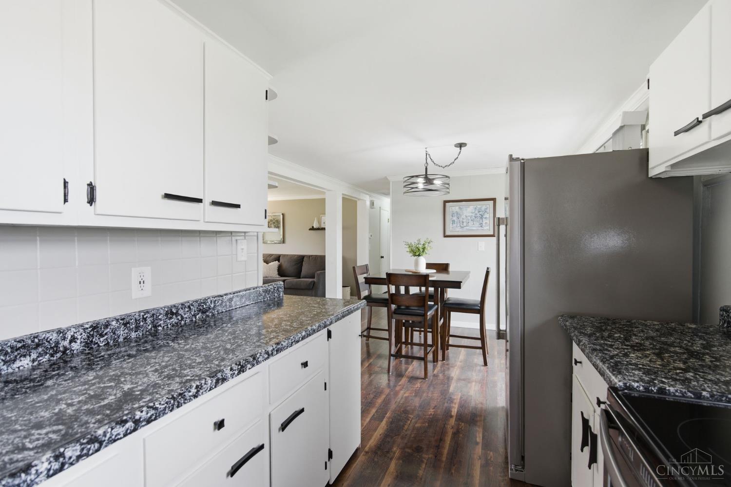 15 Sunny Lane