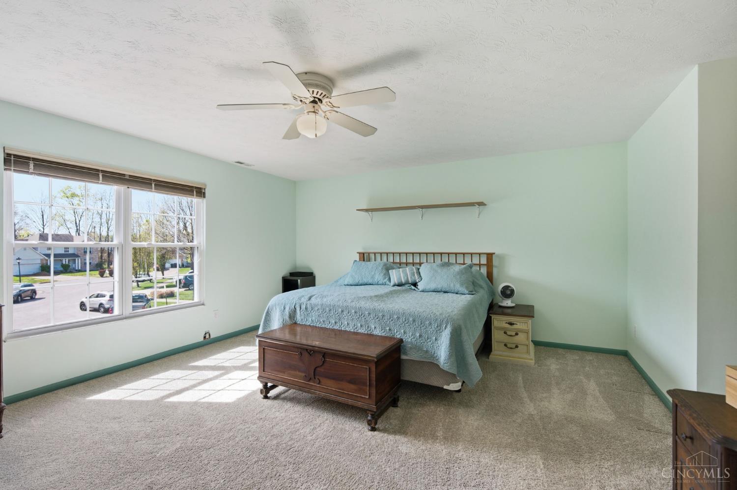 8080 Kings Court