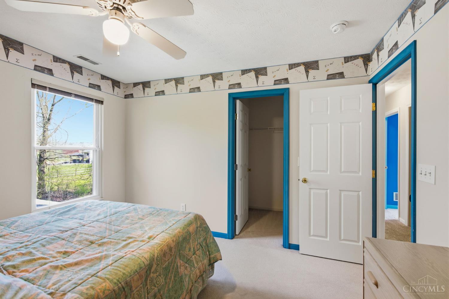 8080 Kings Court
