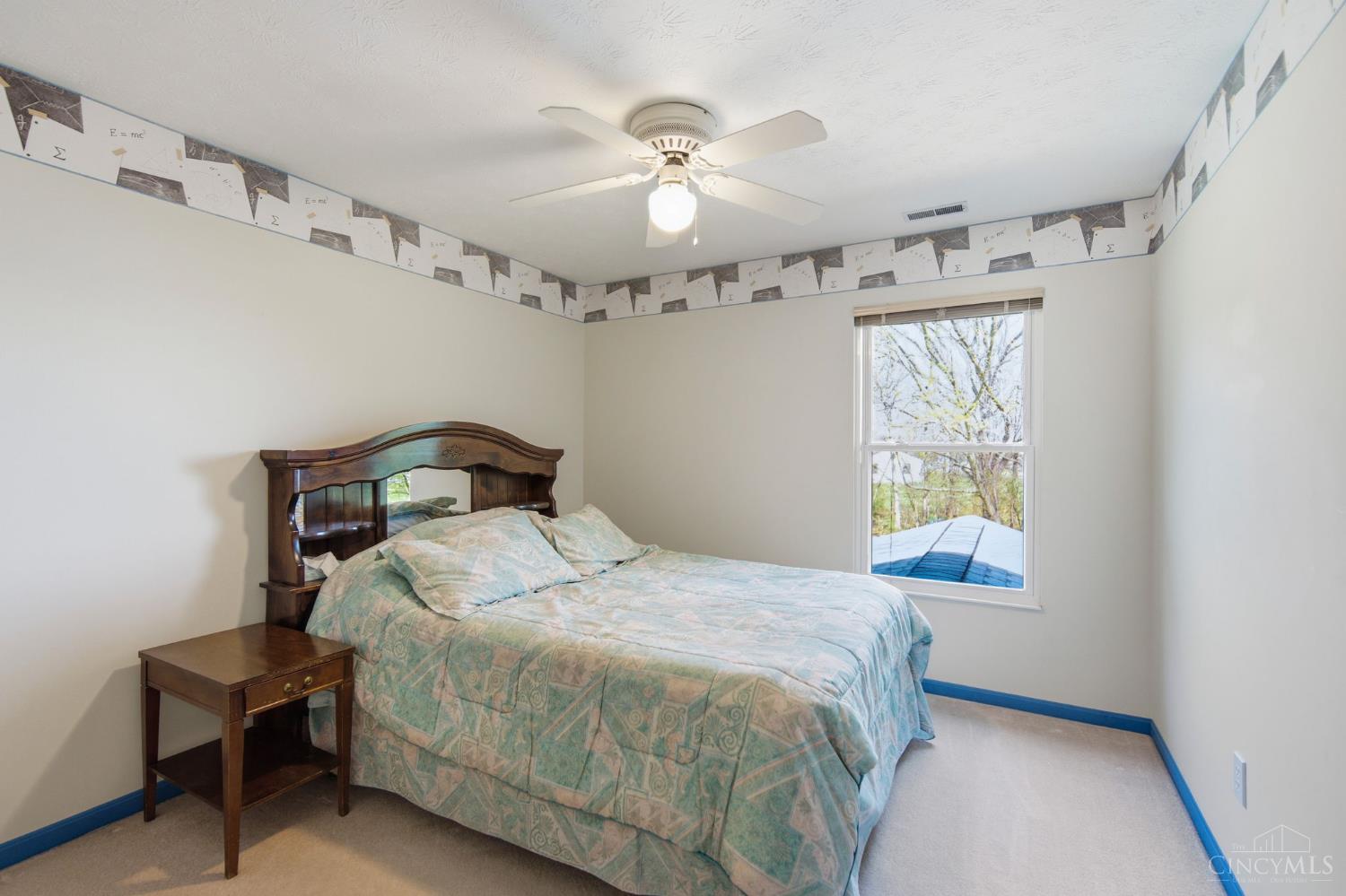 8080 Kings Court