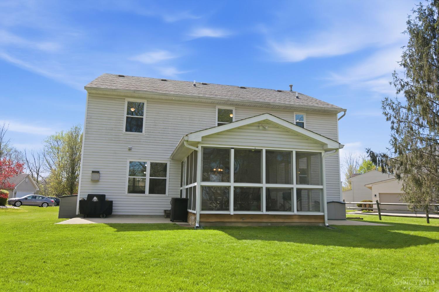 8080 Kings Court