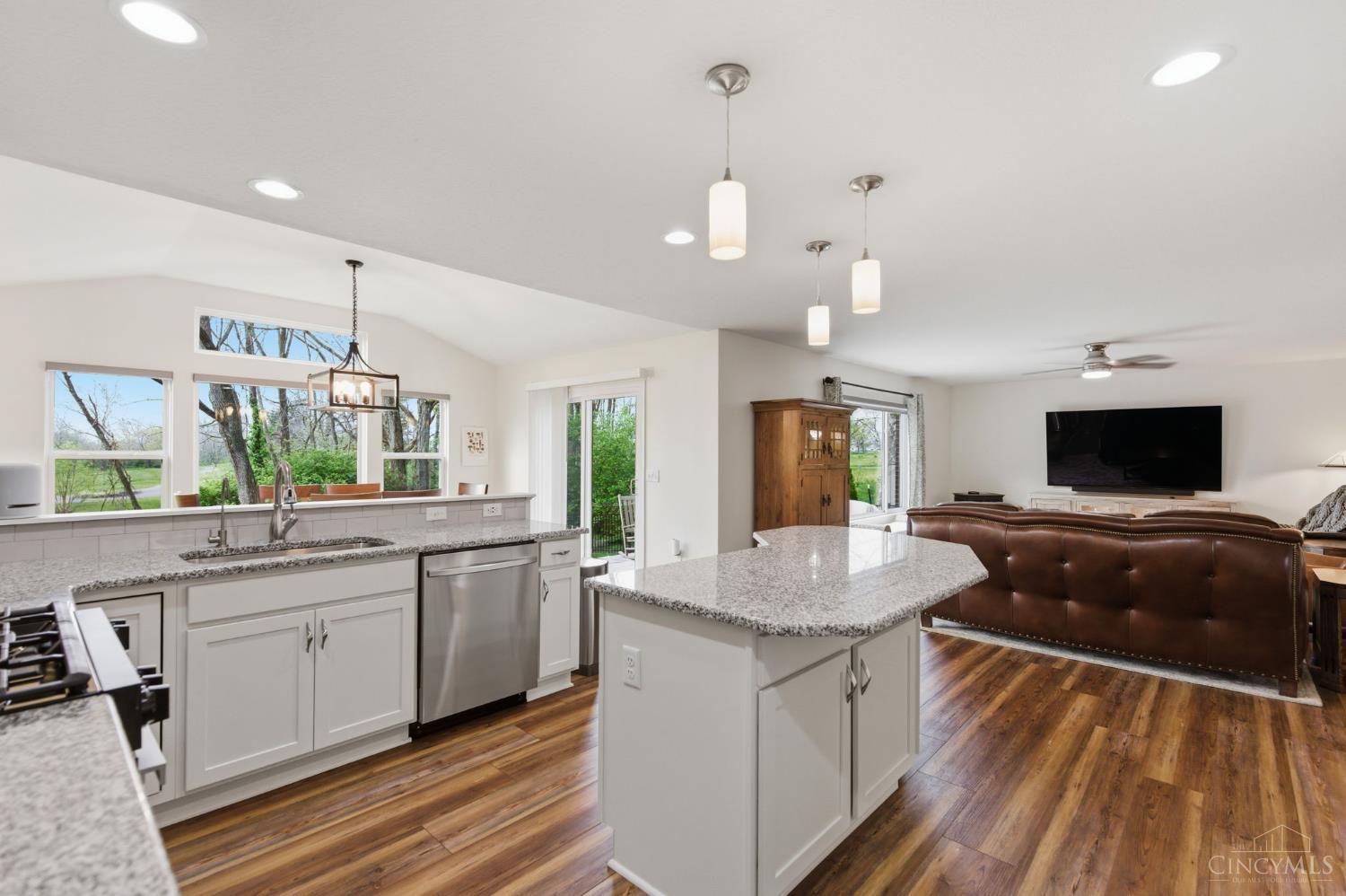 1536 Golf Club Drive