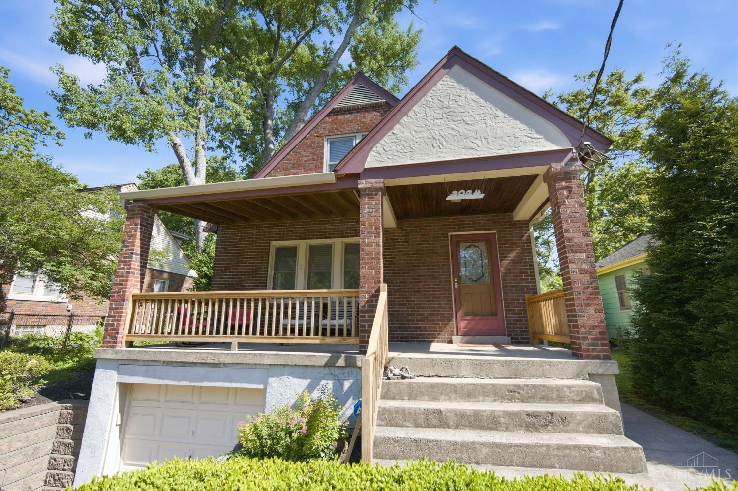 3024 Mapleleaf Avenue