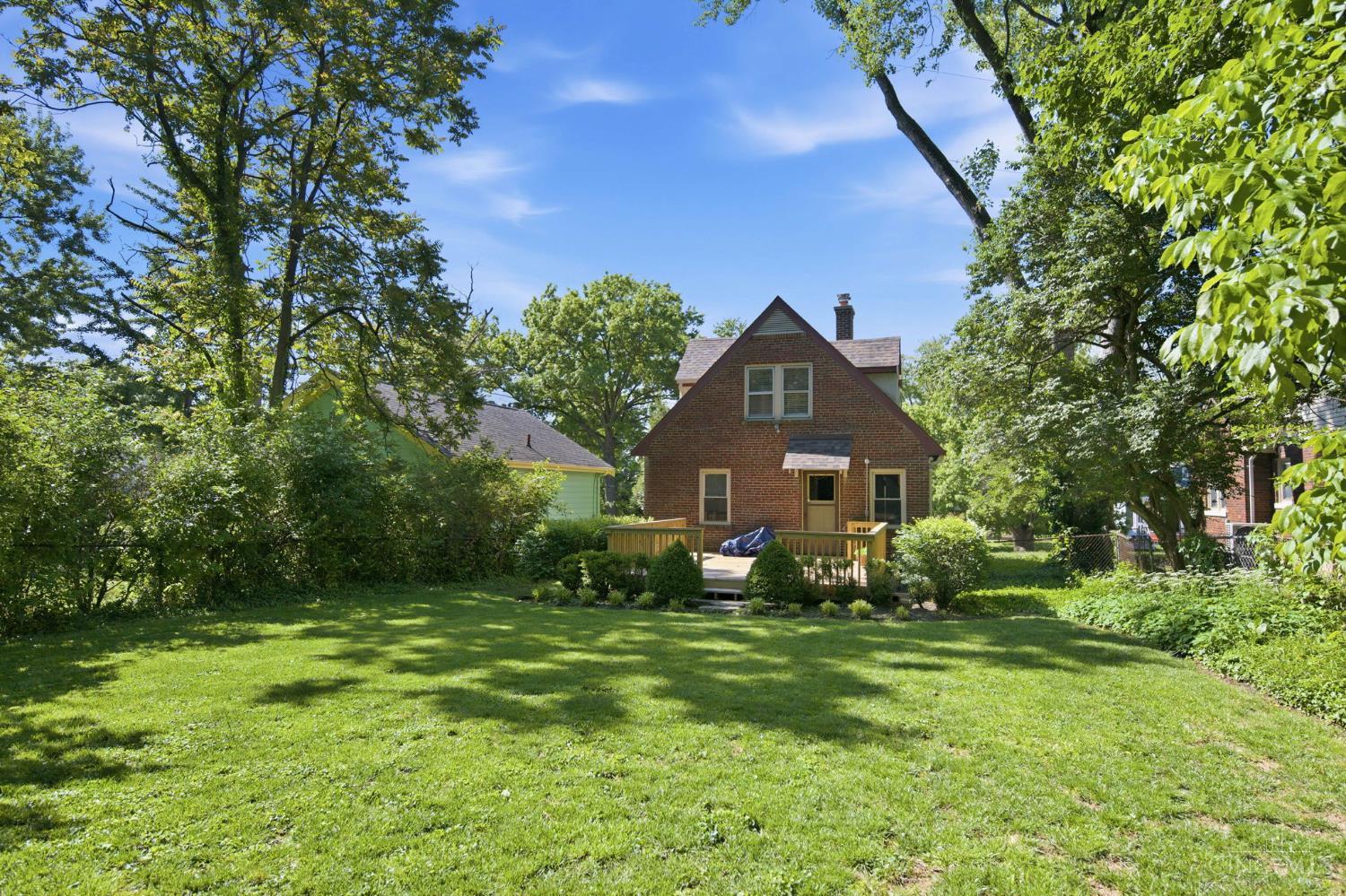 3024 Mapleleaf Avenue