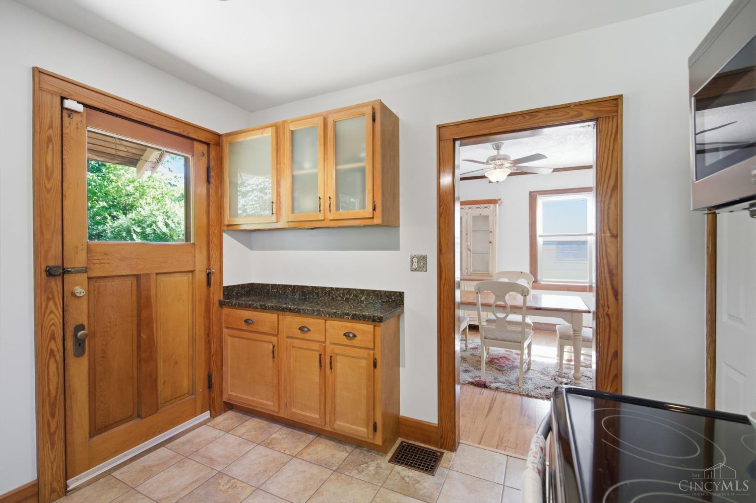3024 Mapleleaf Avenue