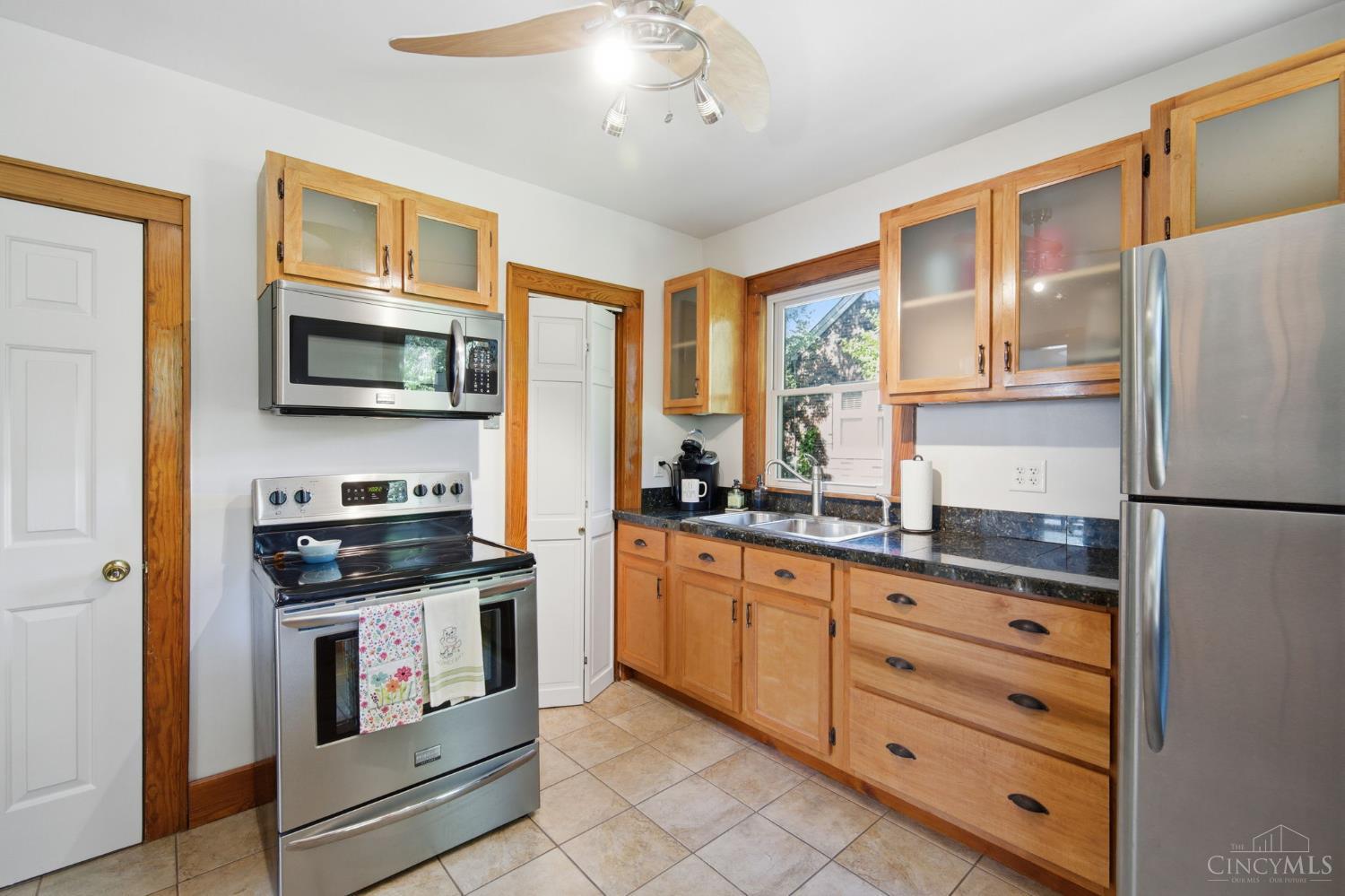 3024 Mapleleaf Avenue