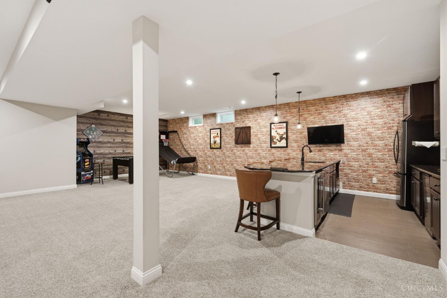 5433 Birch View Drive