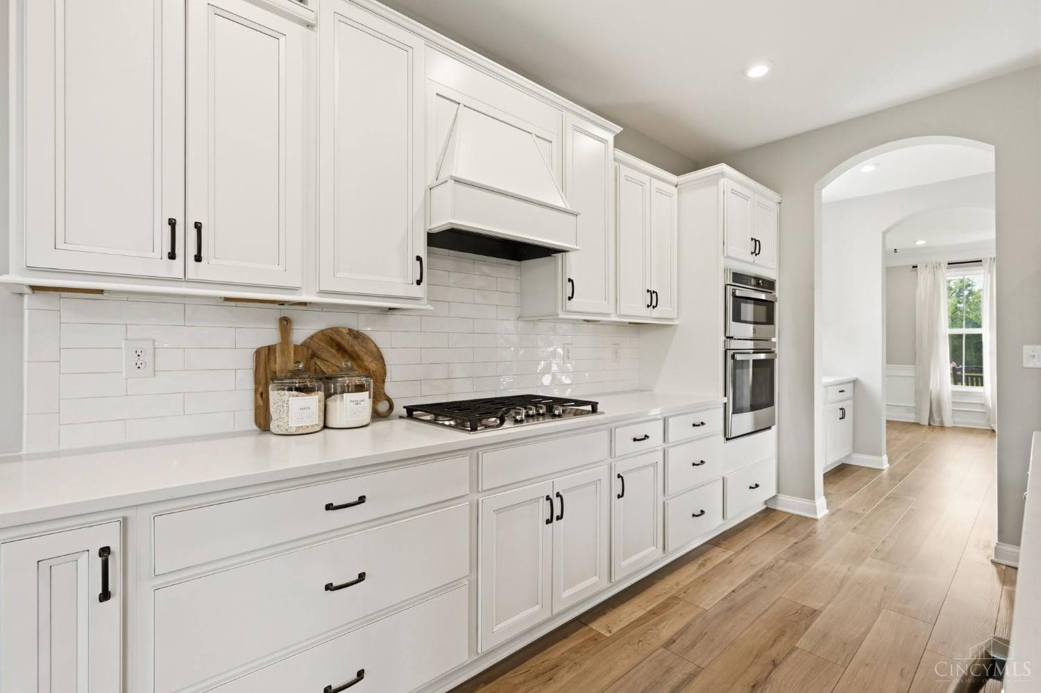 5433 Birch View Drive