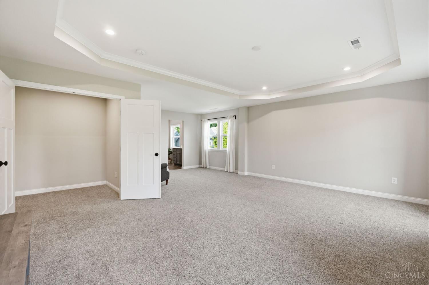 5433 Birch View Drive