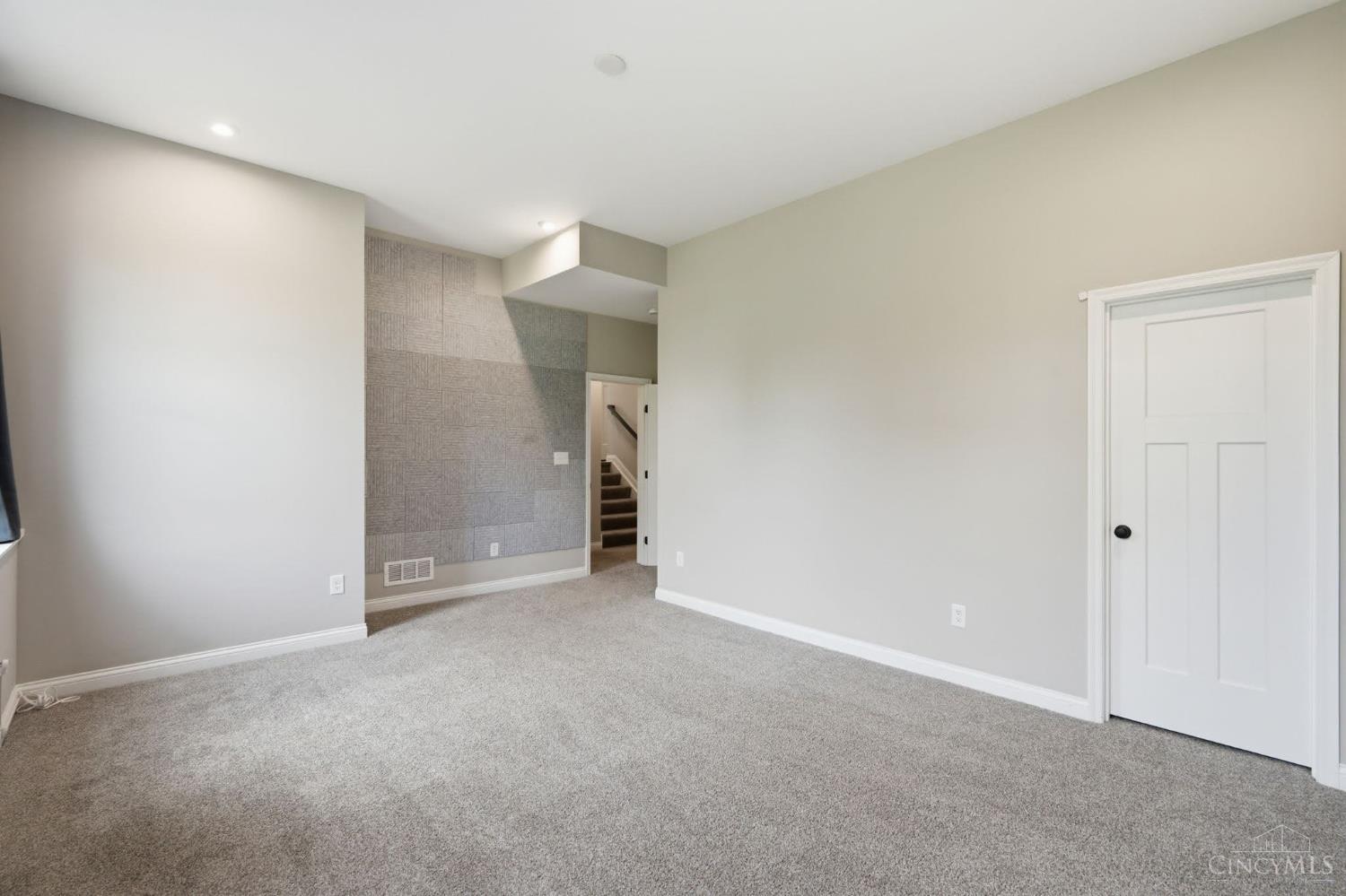 5433 Birch View Drive