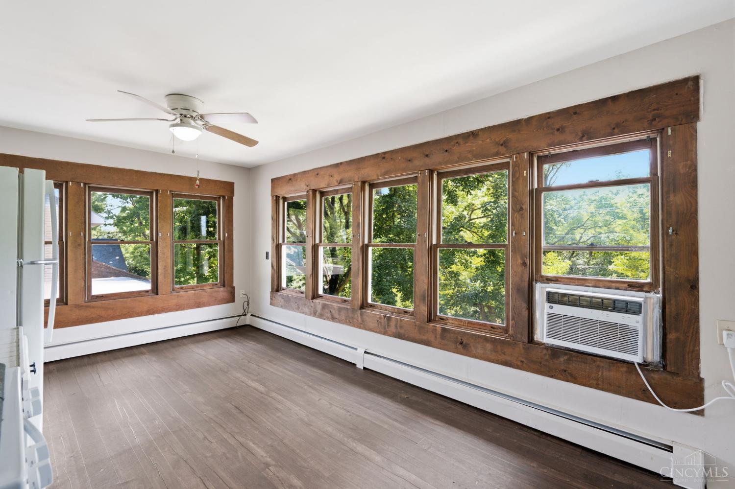 3 Stillwell Place Unit: 2.5