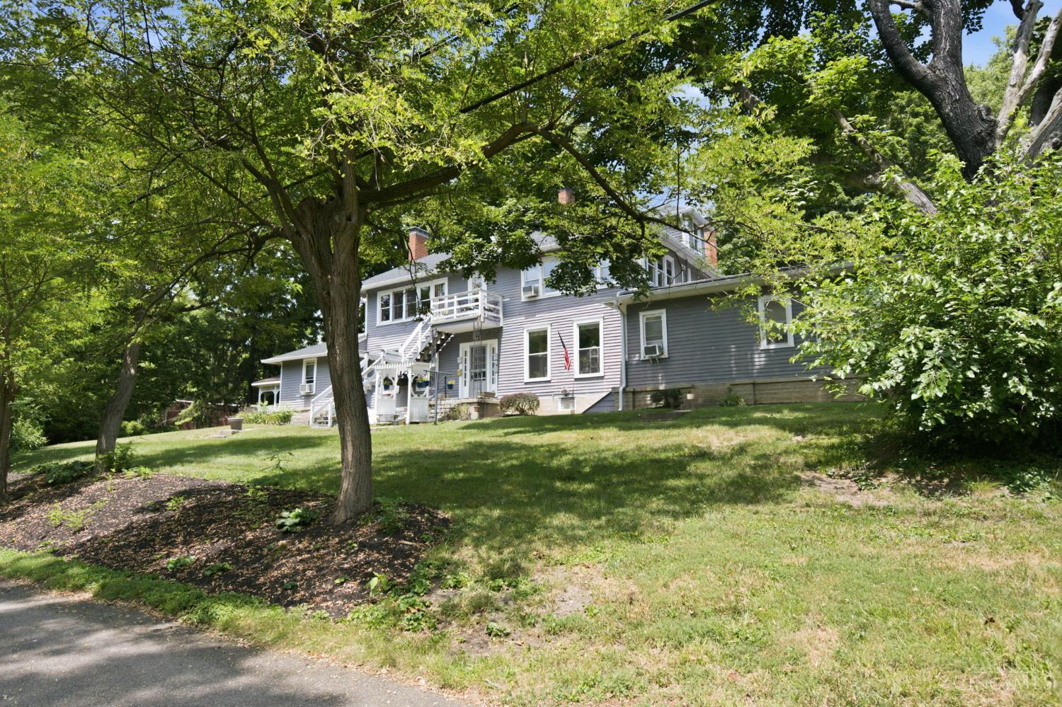 3 Stillwell Place Unit: 2.5