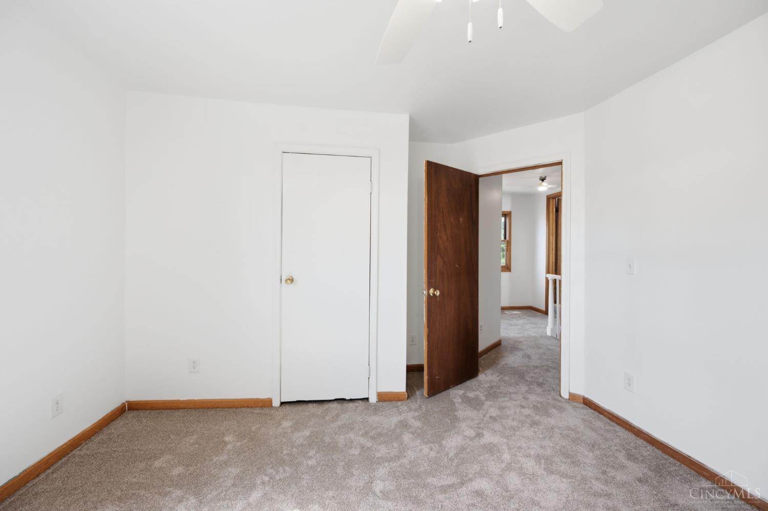 10 N Cherry Street