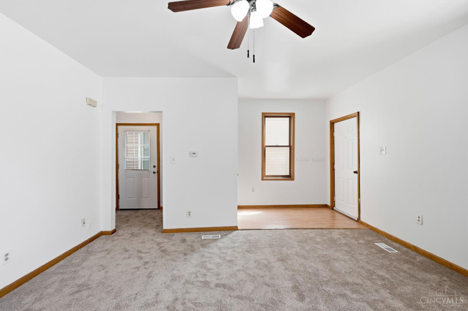 10 N Cherry Street
