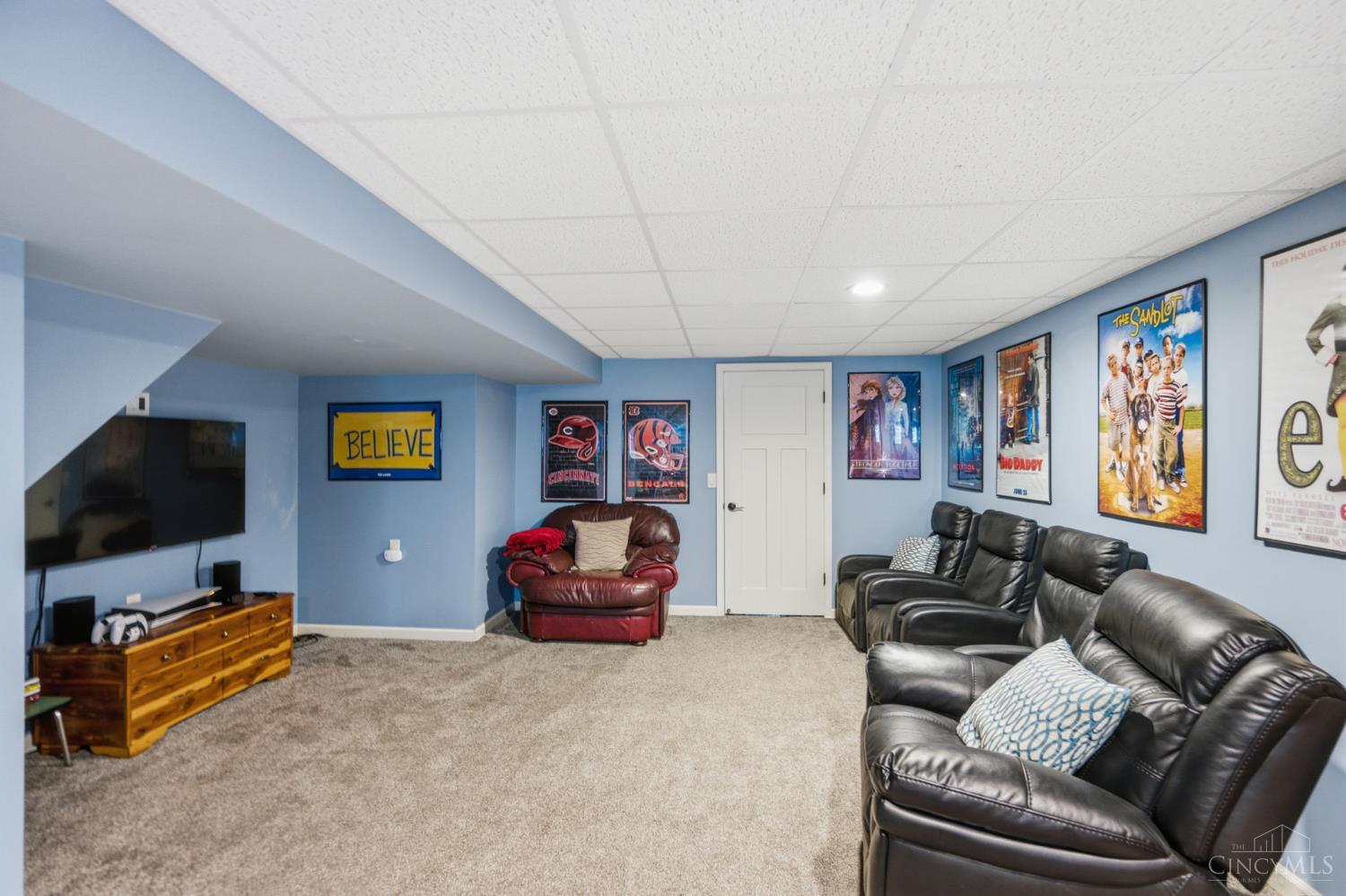 927 Grandstone Court