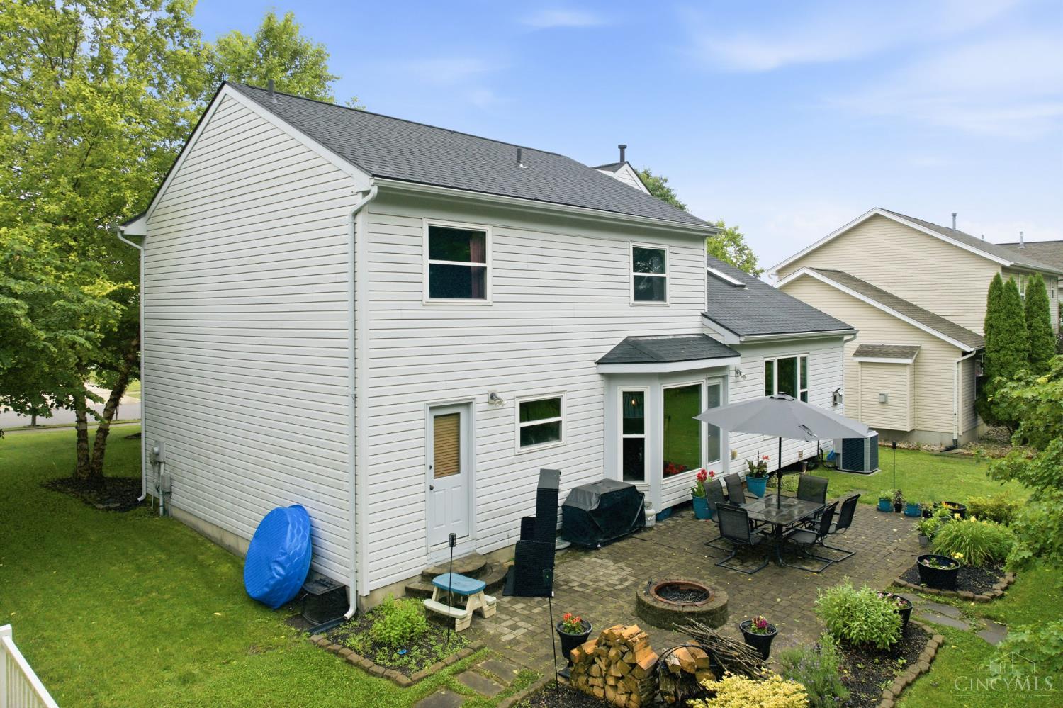 927 Grandstone Court