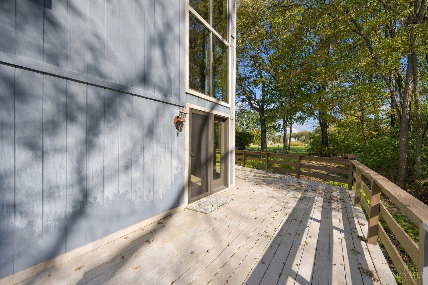 4725 Dewey Drive