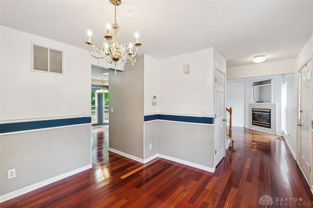 405 Lawndale Court