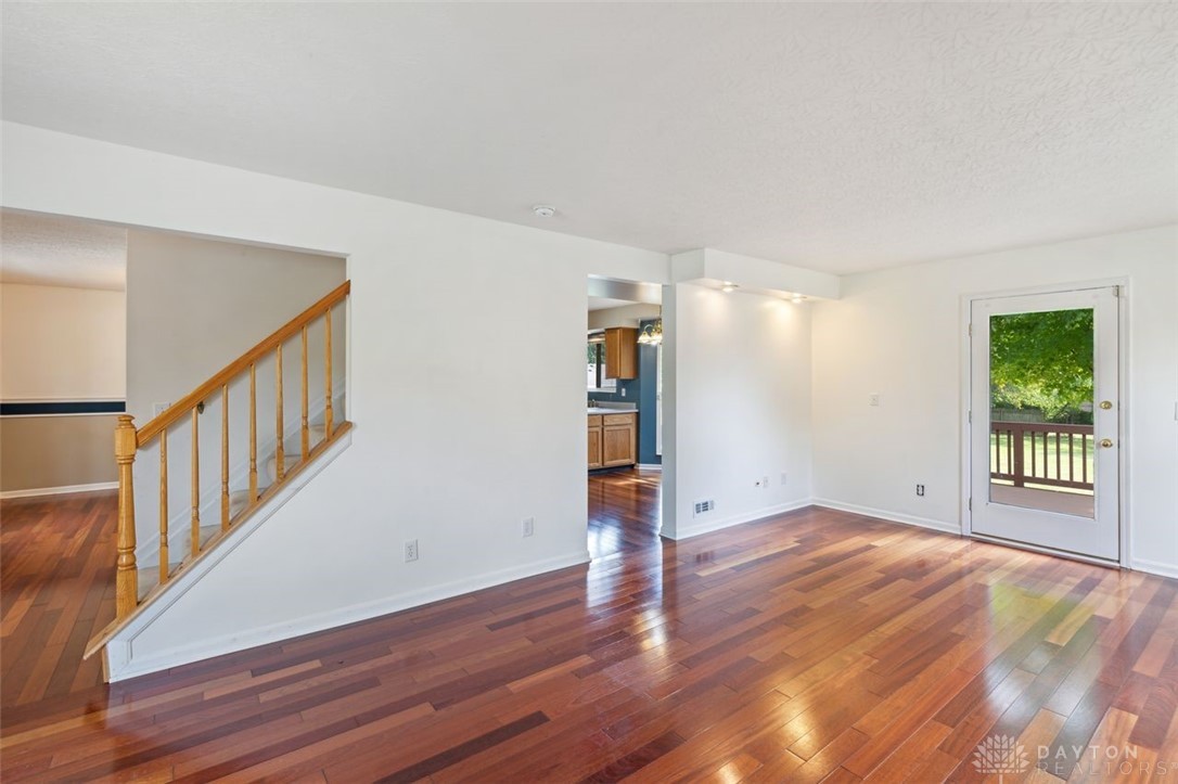405 Lawndale Court