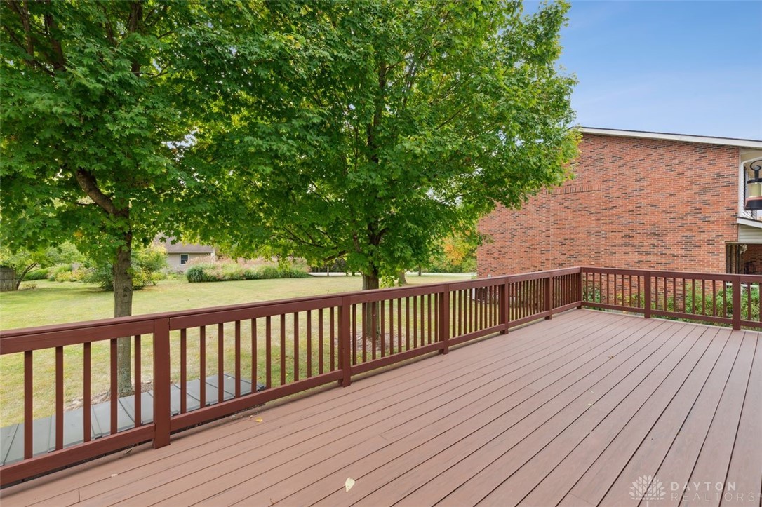 405 Lawndale Court